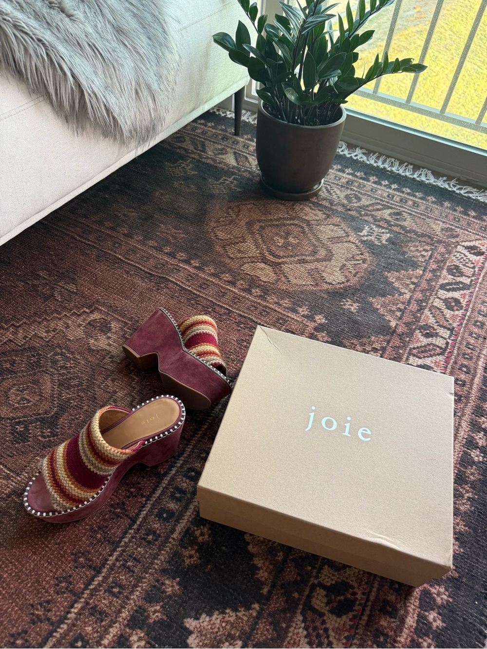 Joie Pendant Platform Sandal
